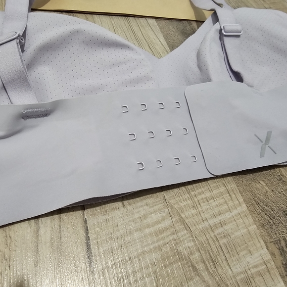 KNIX Padded V-Neck Bra x 2 (Thin Strap) - Picture 9 of 11